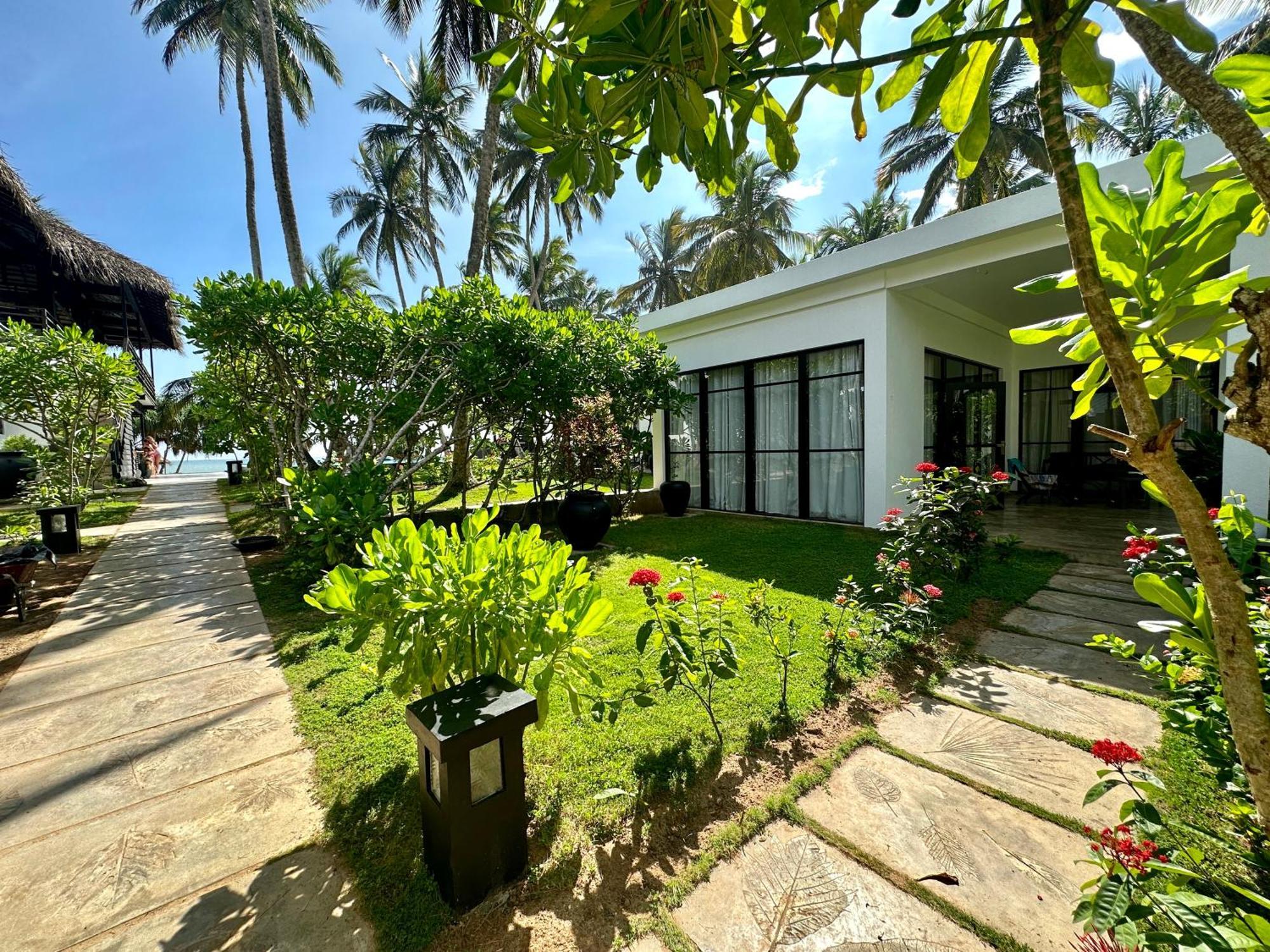South Coast Villas By Mandala Tangalle Exteriör bild